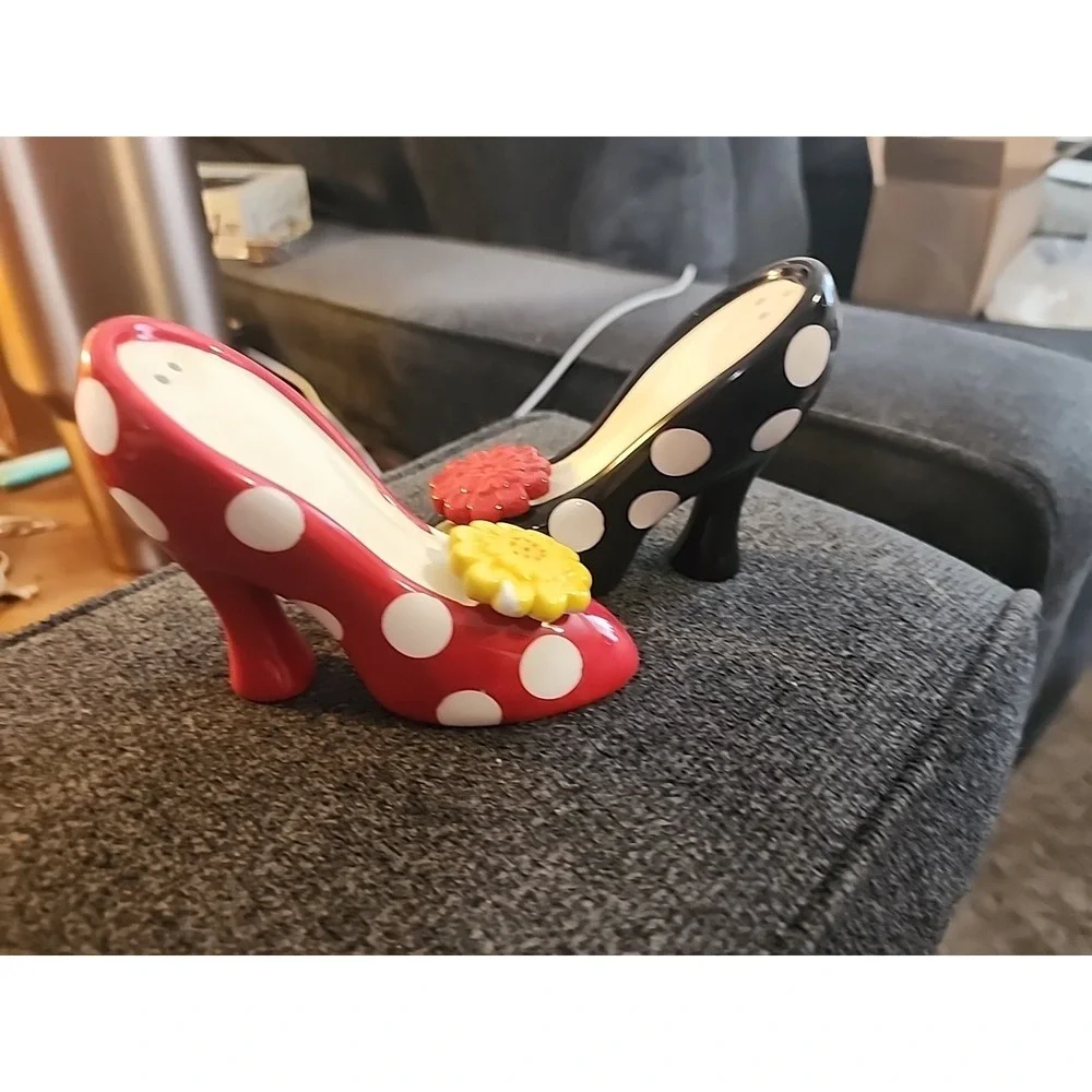 High‎ Heels Salt and Pepper Shakers Pier 1 Polkadot Red and Black